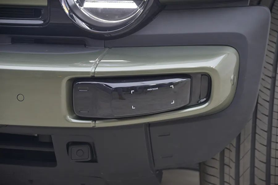 iCAR V23 Rear View with Tailgate Open