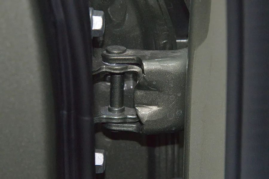 Chery iCAR V23 Door Hinge Design