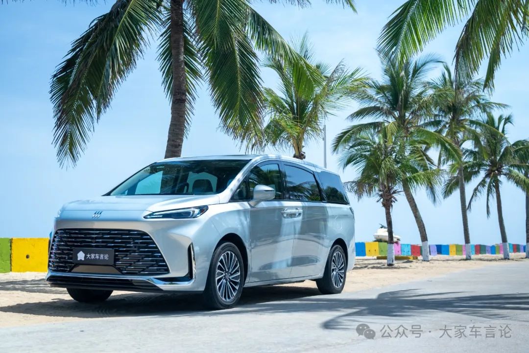 Buick GL8 Lushang Exterior